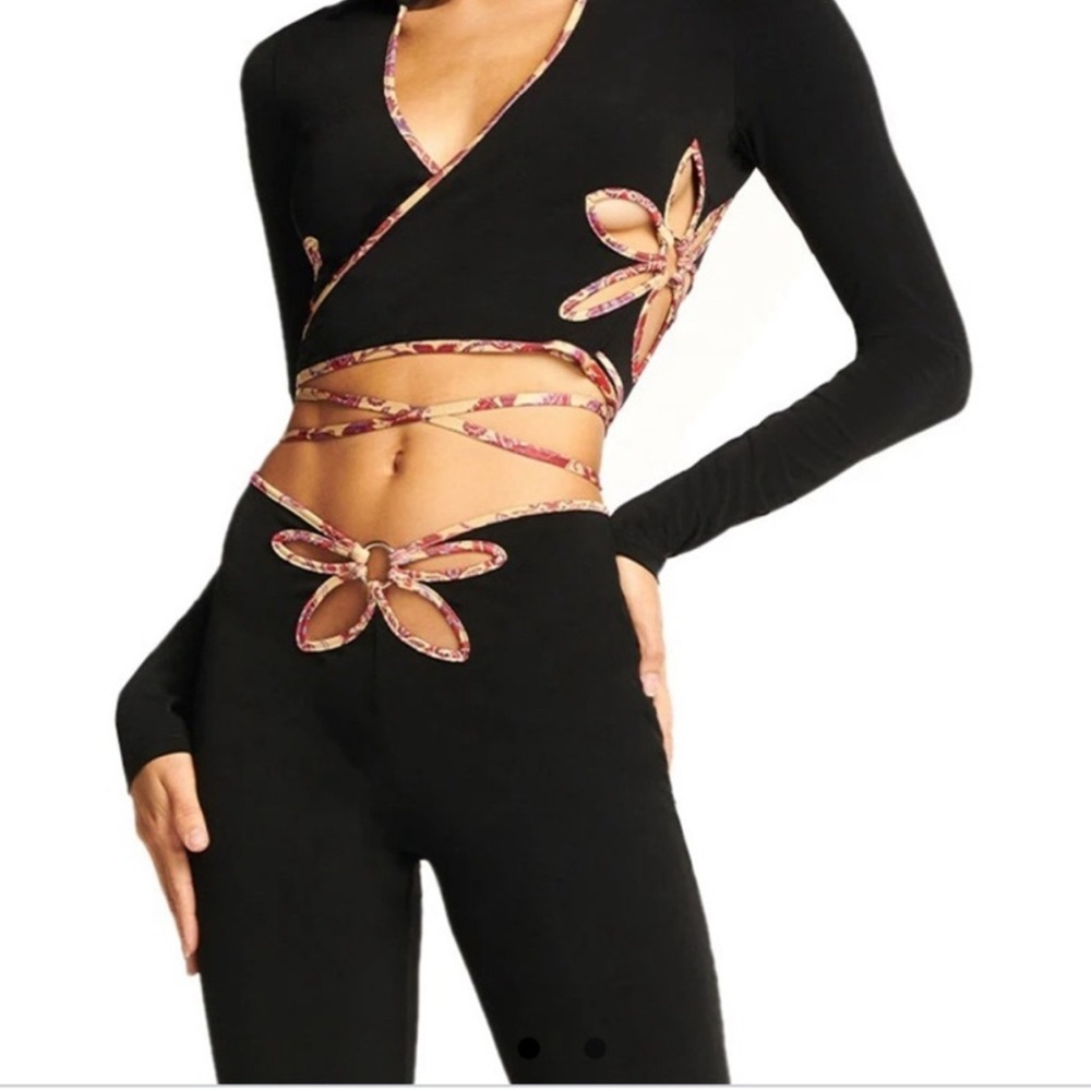 I.Am.Gia Renalee Black Floral Cutout Wrap top size M NWT
